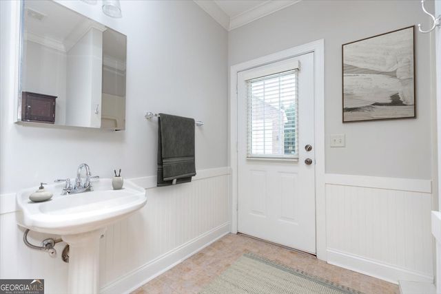 32 Willow Lake Drive, Warner Robins, GA 31093