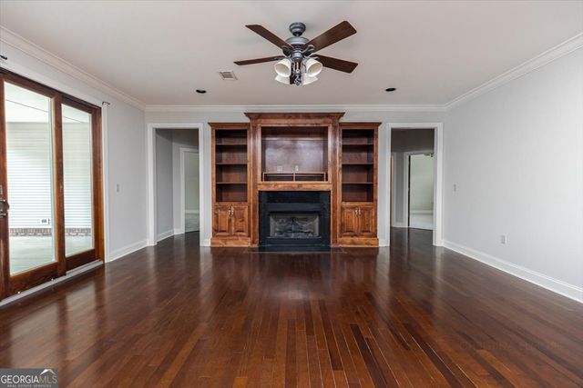 32 Willow Lake Drive, Warner Robins, GA 31093