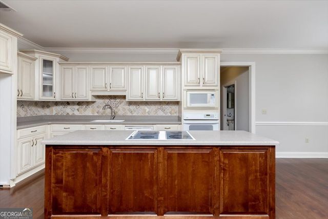 32 Willow Lake Drive, Warner Robins, GA 31093