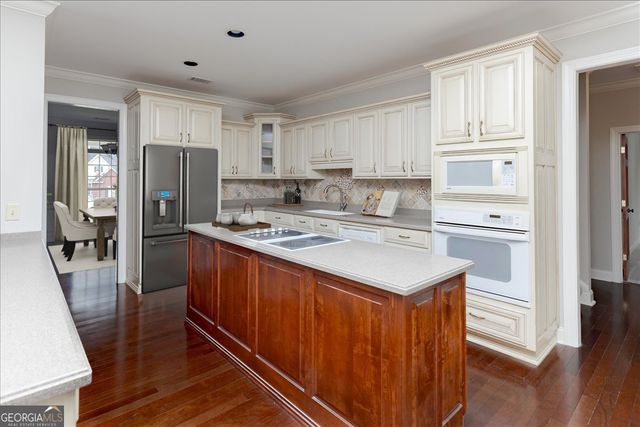 32 Willow Lake Drive, Warner Robins, GA 31093
