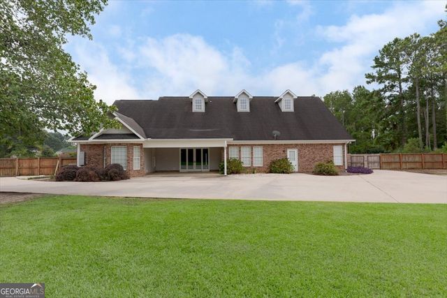 32 Willow Lake Drive, Warner Robins, GA 31093