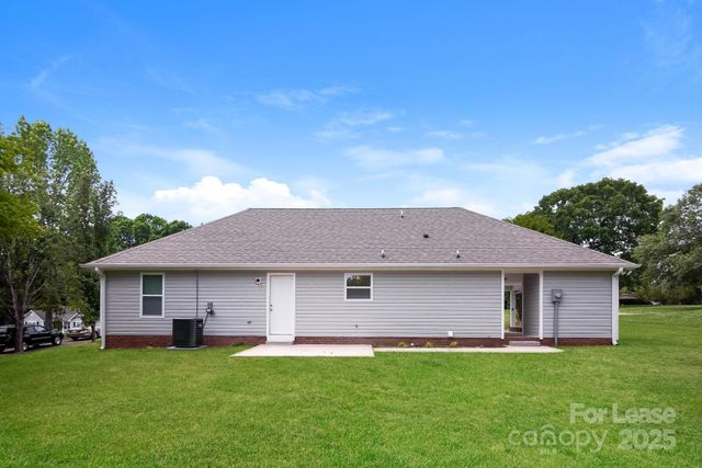 125 Weeping Willow Way, Gastonia, NC 28052