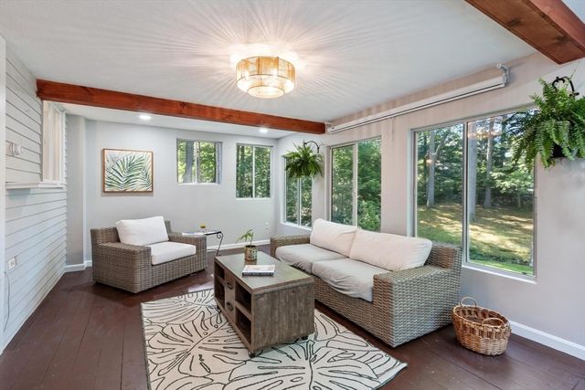 10 Lancaster Place, Andover, MA 01810
