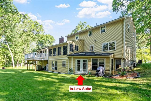 10 Lancaster Place, Andover, MA 01810