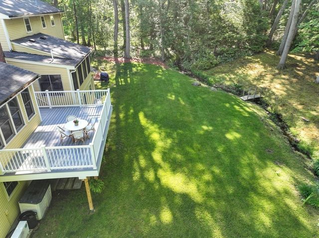 10 Lancaster Place, Andover, MA 01810