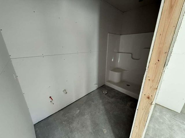 8998 E Forbes Cir., Bel Aire, KS 67226