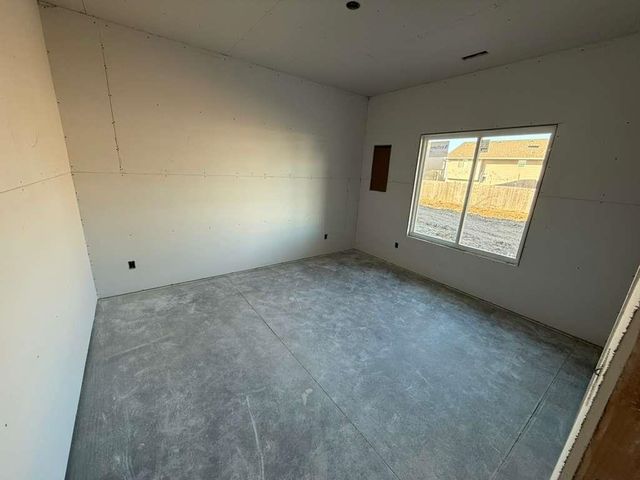 8998 E Forbes Cir., Bel Aire, KS 67226