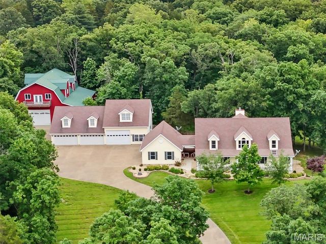 144 Woodlake Lane, Troy, MO 63379