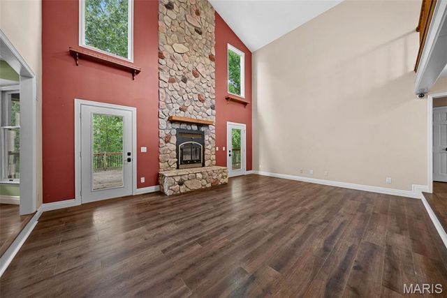 144 Woodlake Lane, Troy, MO 63379