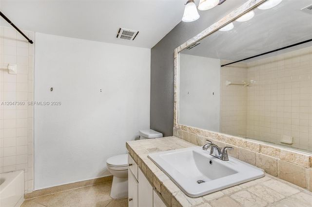 709 Gardens Drive 101, Pompano Beach, FL 33069
