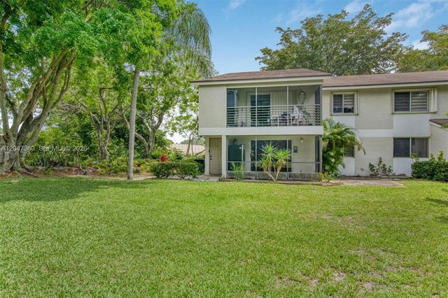 709 Gardens Drive 101, Pompano Beach, FL 33069