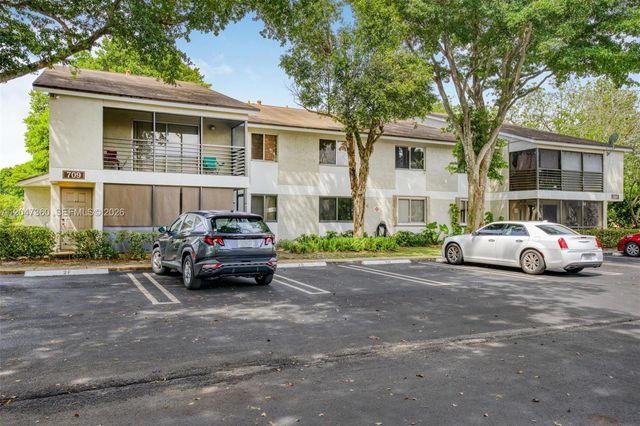 709 Gardens Drive 101, Pompano Beach, FL 33069