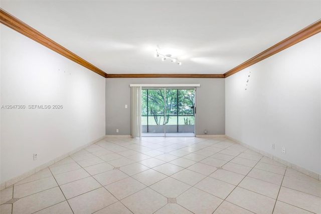 709 Gardens Drive 101, Pompano Beach, FL 33069