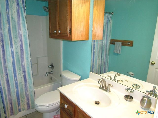 1104 N Blair Street, Belton, TX 76513