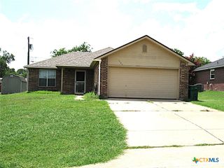 1104 N Blair Street, Belton, TX 76513