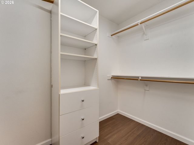 2507 CRESTVIEW Dr, West Linn, OR 97068