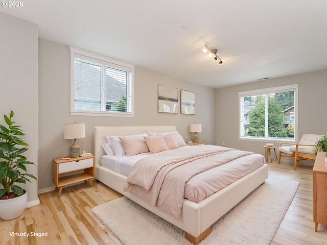 2507 CRESTVIEW Dr, West Linn, OR 97068