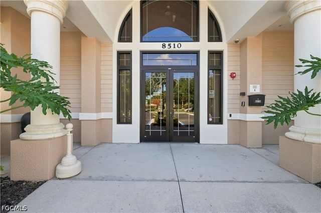 8450 Kingbird LOOP 432, Estero, FL 33967