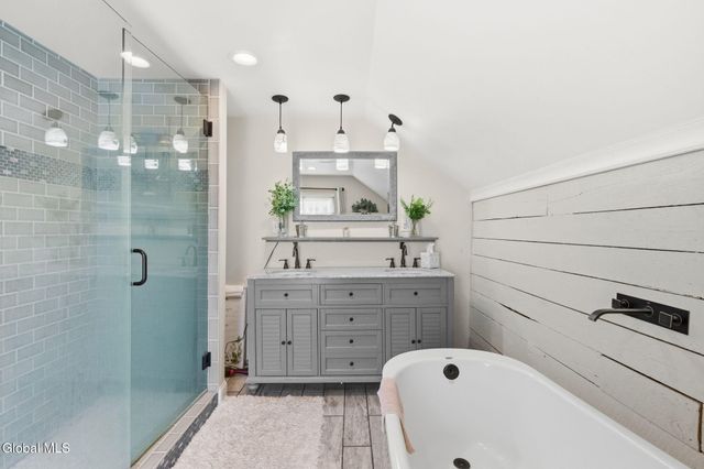 106 Mosher Road, Sand Lake, NY 12153