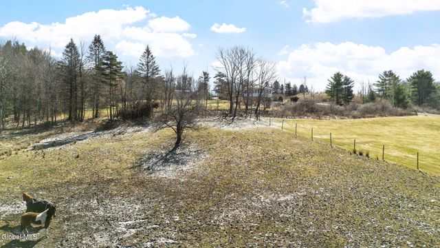 106 Mosher Road, Sand Lake, NY 12153