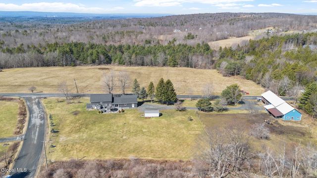 106 Mosher Road, Sand Lake, NY 12153