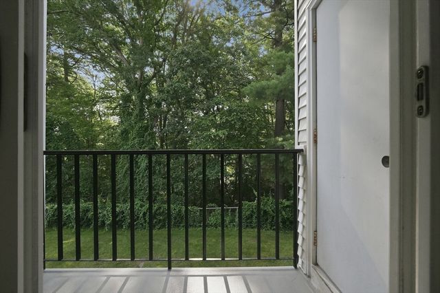 116 Tall Oaks Drive T, Weymouth, MA 02190