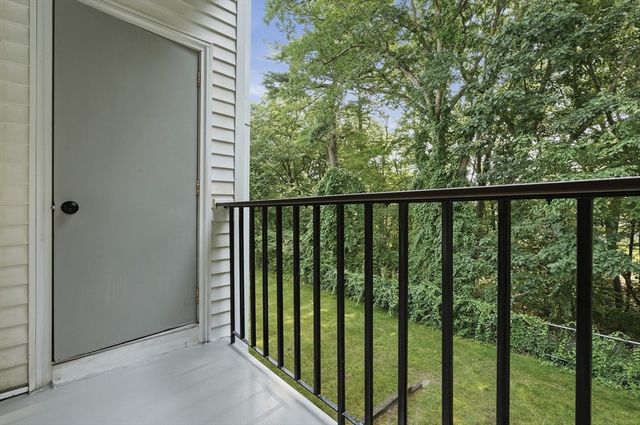116 Tall Oaks Drive T, Weymouth, MA 02190