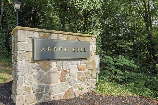 116 Tall Oaks Drive T, Weymouth, MA 02190