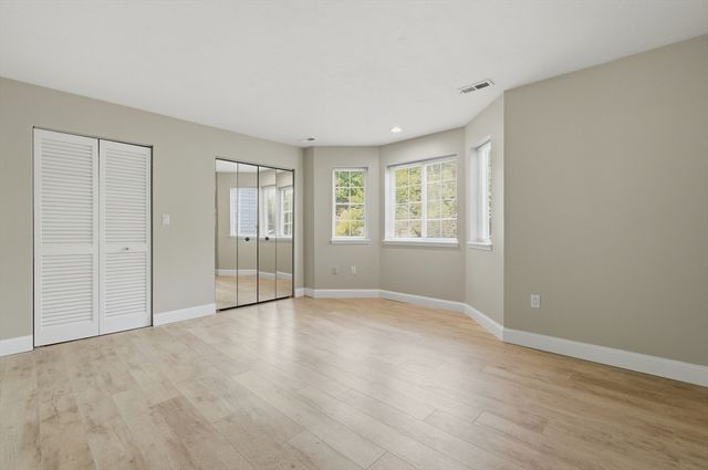116 Tall Oaks Drive T, Weymouth, MA 02190
