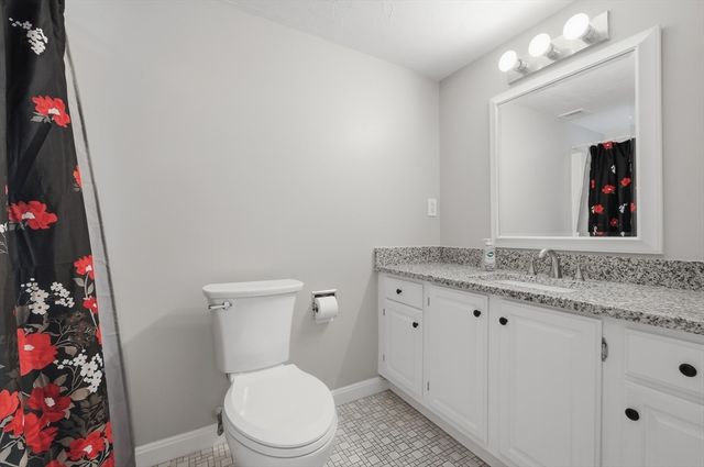 116 Tall Oaks Drive T, Weymouth, MA 02190