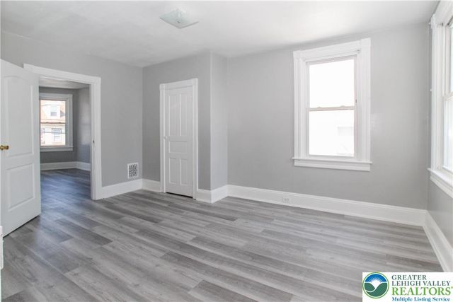 818 Jackson Street, Easton, PA 18042