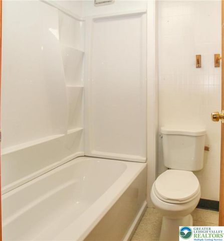 818 Jackson Street, Easton, PA 18042