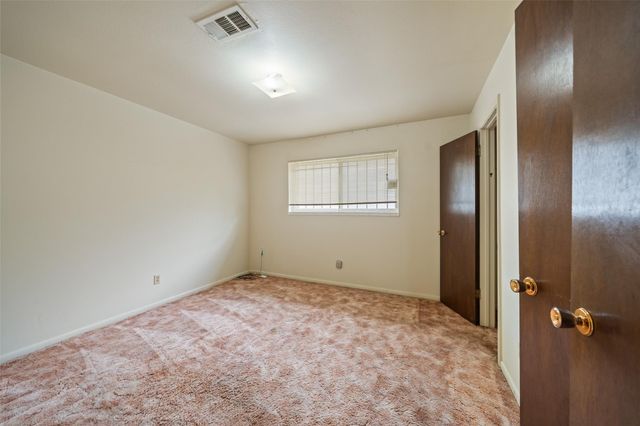 8922 Indian River Drive, Houston, TX 77088