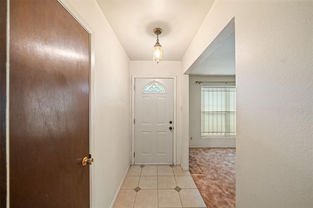 8922 Indian River Drive, Houston, TX 77088