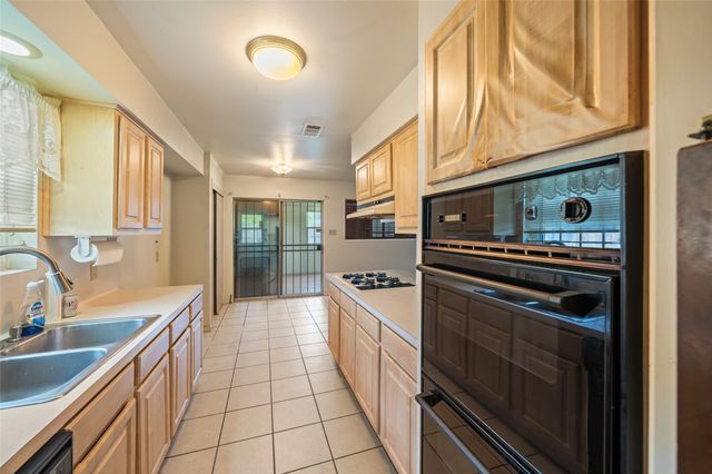 8922 Indian River Drive, Houston, TX 77088