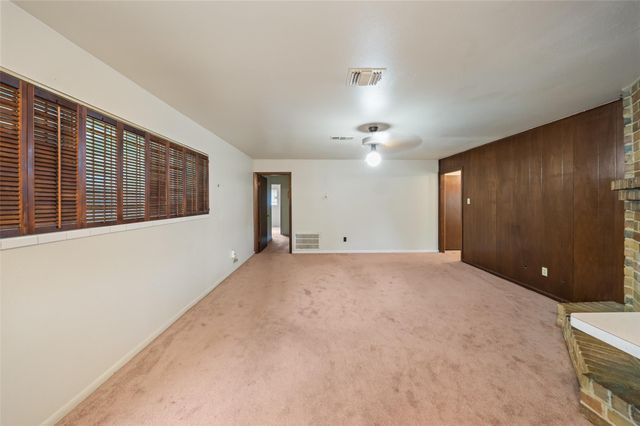 8922 Indian River Drive, Houston, TX 77088