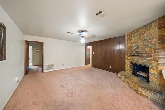 8922 Indian River Drive, Houston, TX 77088