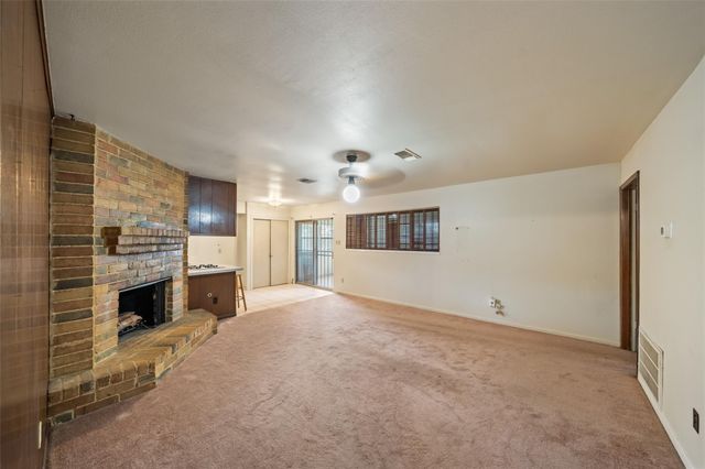 8922 Indian River Drive, Houston, TX 77088