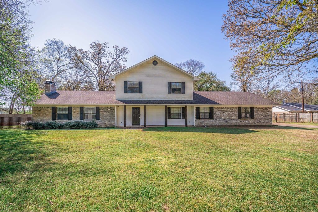 167 Northridge Cir, Longview, TX 75605