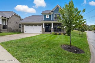 1215 Helm Place Ln, Louisville, KY 40299