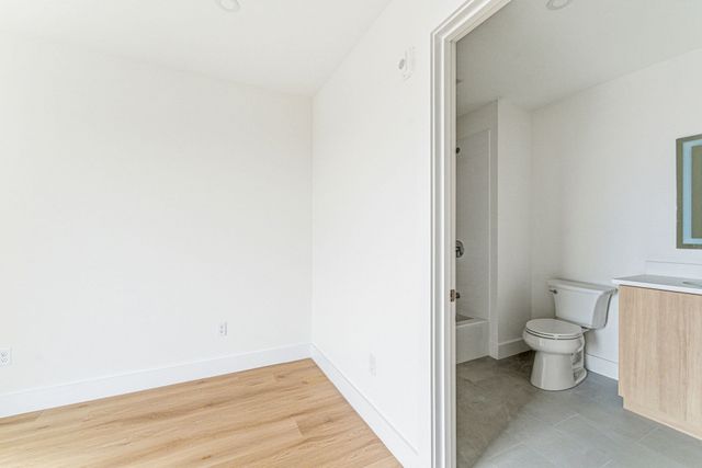 1035 Commonwealth Ave 604, Boston, MA 02215