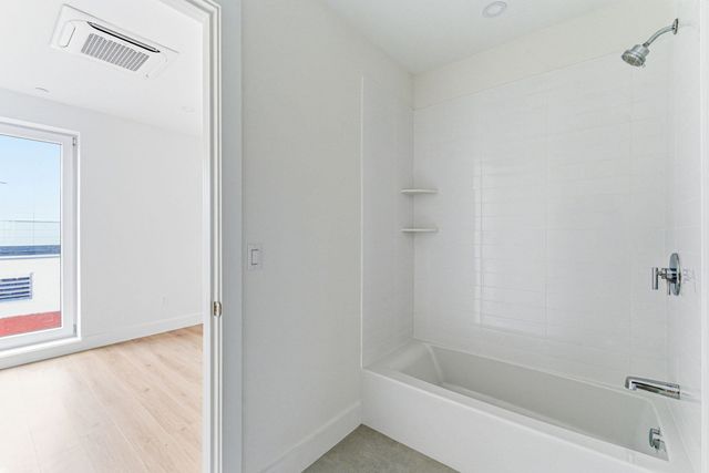 1035 Commonwealth Ave 604, Boston, MA 02215