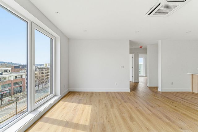 1035 Commonwealth Ave 604, Boston, MA 02215