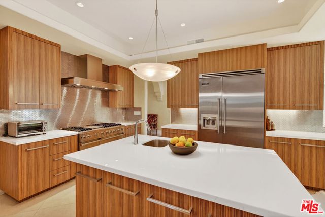329 S Clark Drive, Beverly Hills, CA 90211