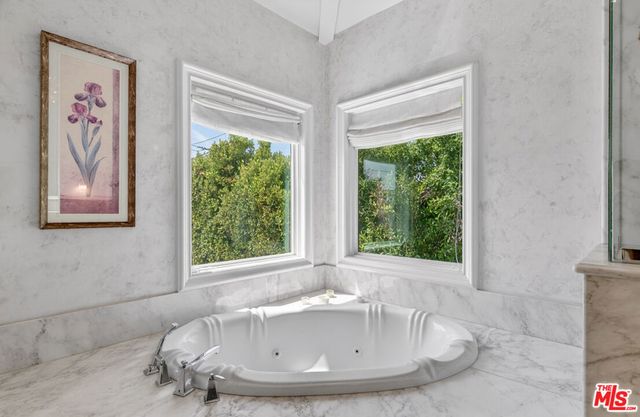 329 S Clark Drive, Beverly Hills, CA 90211