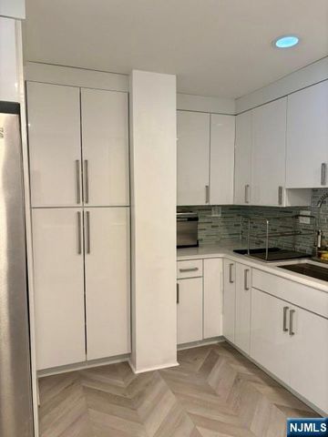 310 Passaic Avenue 306, Harrison, NJ 07029