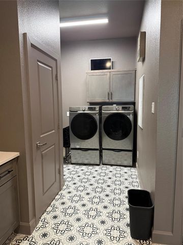 9911 Deep Water Dr, Missouri City, TX 77459