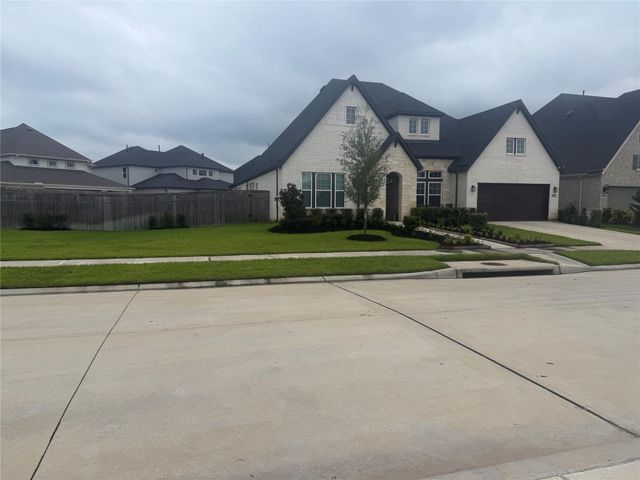 9911 Deep Water Dr, Missouri City, TX 77459