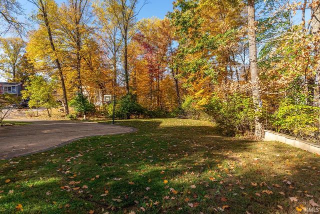 2703 E Hemlock Circle, Bloomington, IN 47401