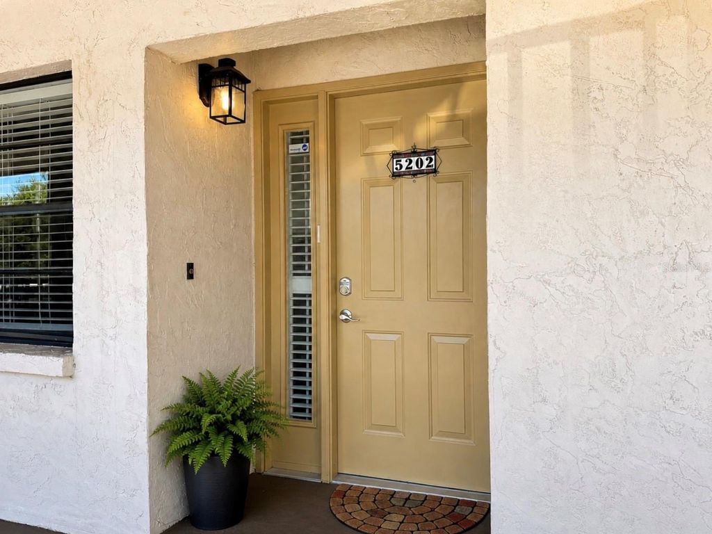 2275 62ND AVENUE N 5202, St Petersburg, FL 33713